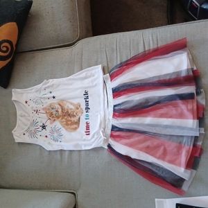 Patriotic outfit